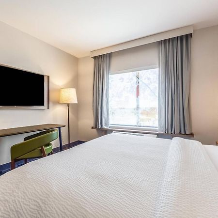 Fairfield Inn & Suites Dallas Arlington South Ngoại thất bức ảnh