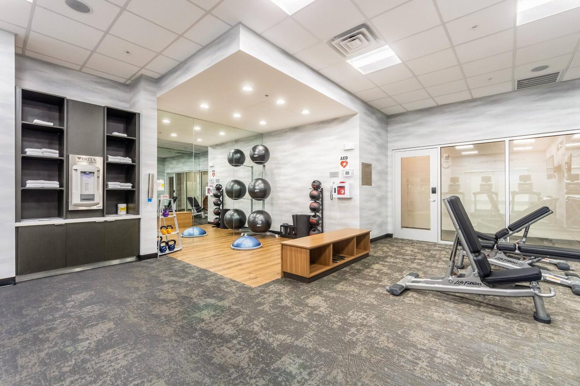 Fairfield Inn & Suites Dallas Arlington South Ngoại thất bức ảnh